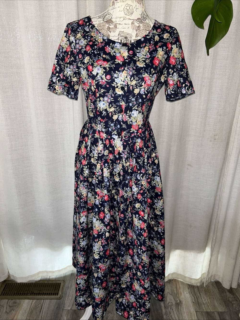 VTG LAURA ASHLEY Floral Dress Midi Cottagecore Victorian Prairie Romantic Sz 8